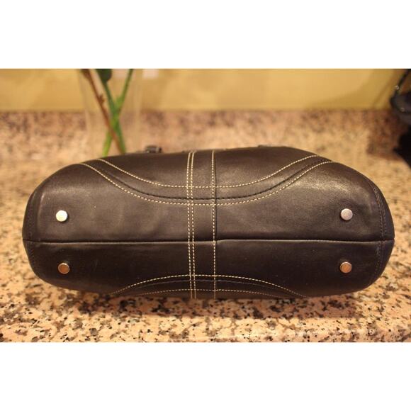 Coach F 10913 Soho Black Genuine Leather Flap Buckle Satchel Handbag (PU110 - Picture 5 of 7